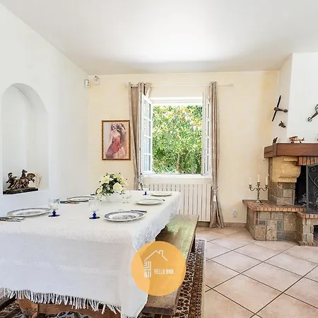 Du Bois Masses Exceptional House Villa