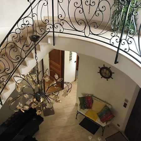 Du Bois Masses Exceptional House Villa